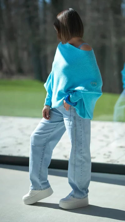 BASTET sweterek asymetryczny (błękitny)