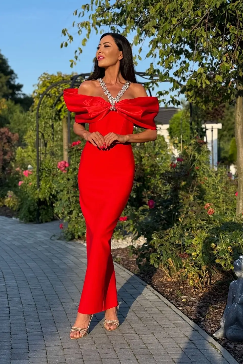 elizabeth sukienka wieczorowa gala czerwien 3