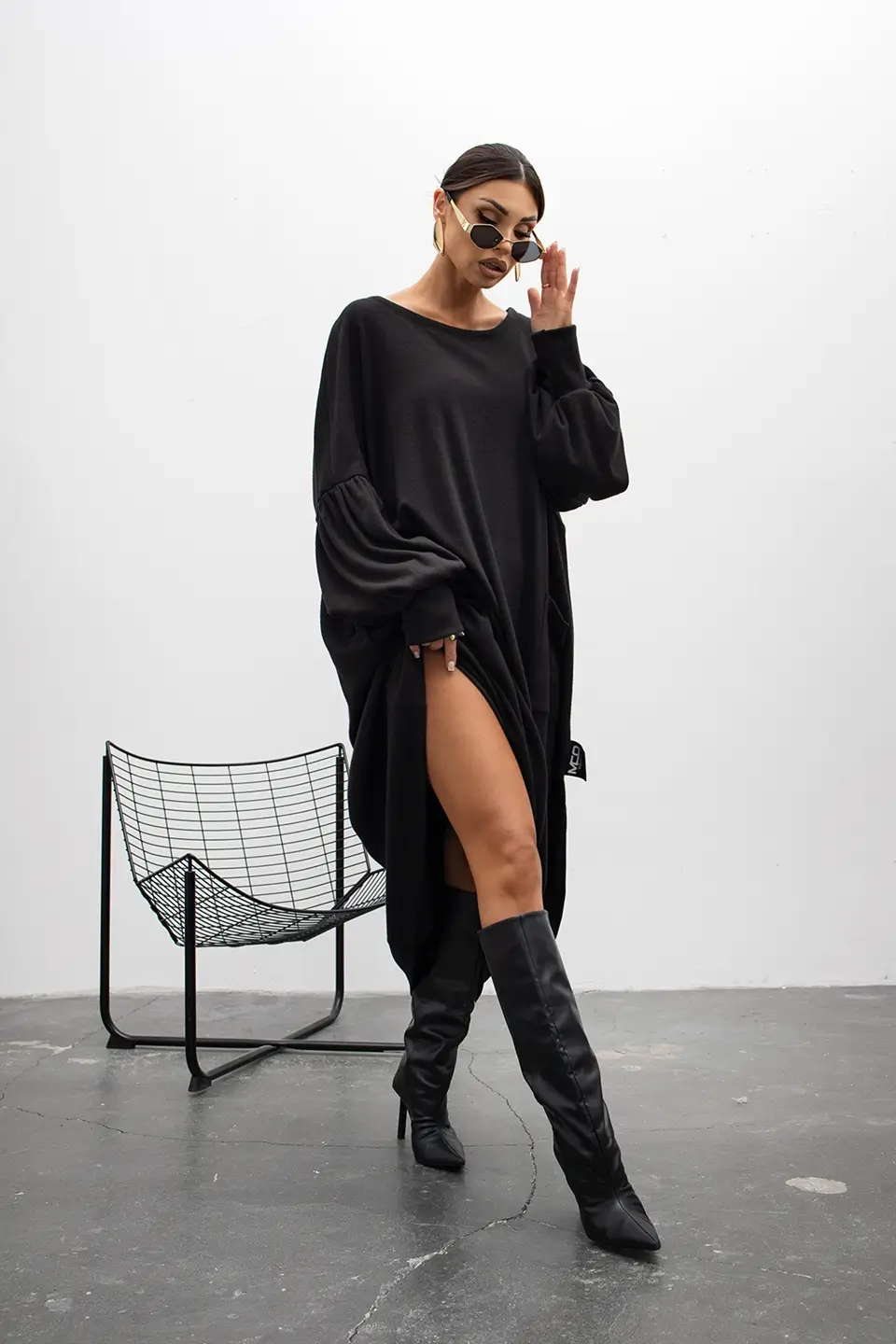 mco sukienka outline czarny 2