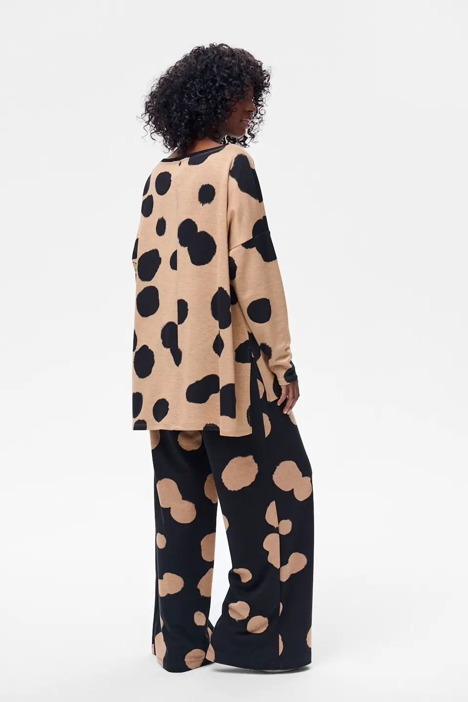 blue shadow kashy bez 2